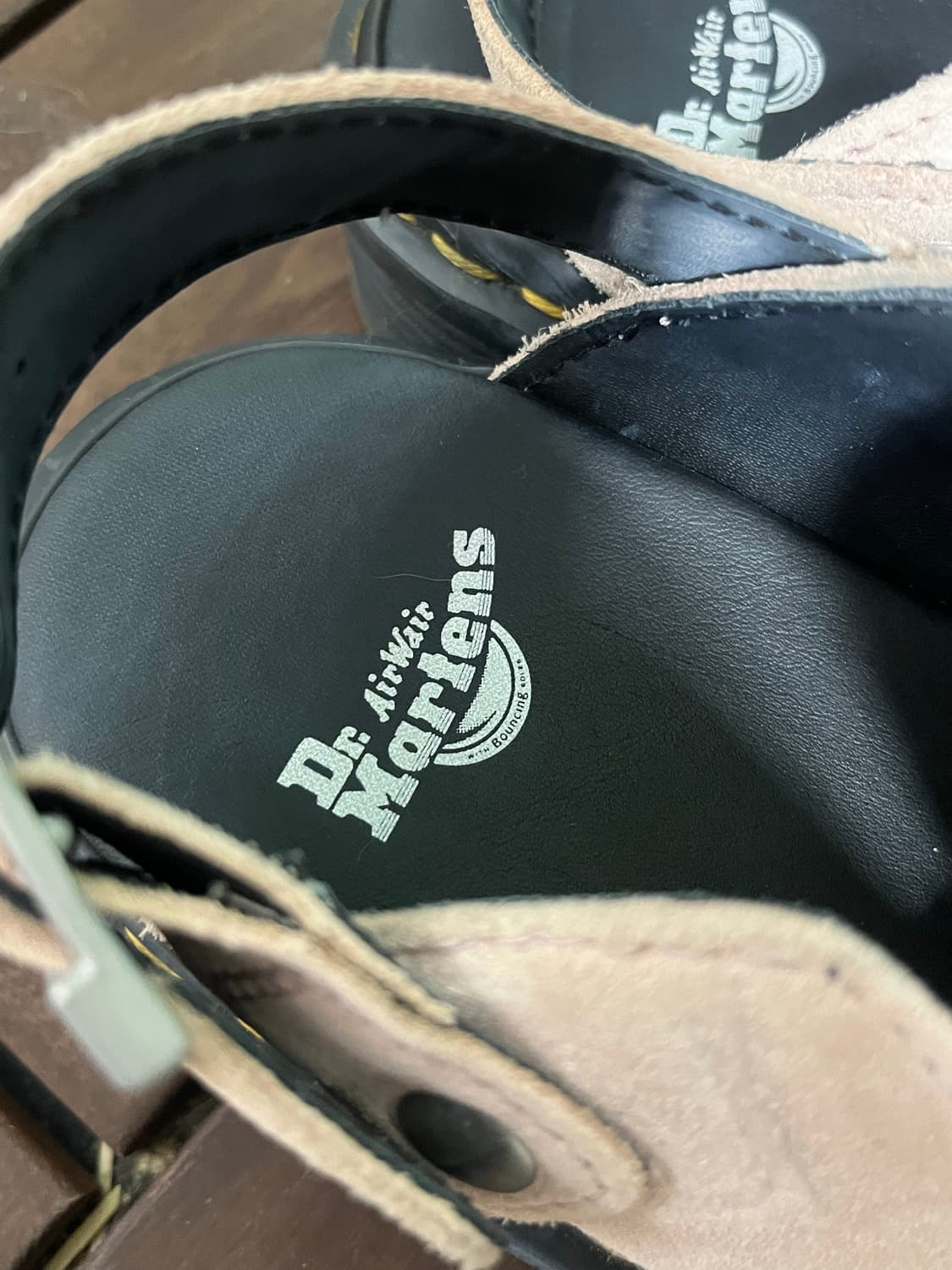 닥터마틴 연핑크 스웨이드 뮬 상품이미지3