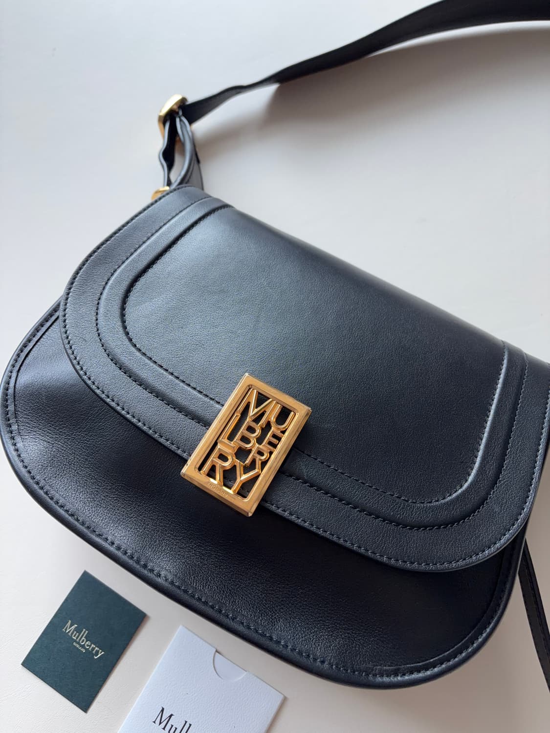 멀버리 실키 카프 세이디 사첼 블랙 상품이미지2