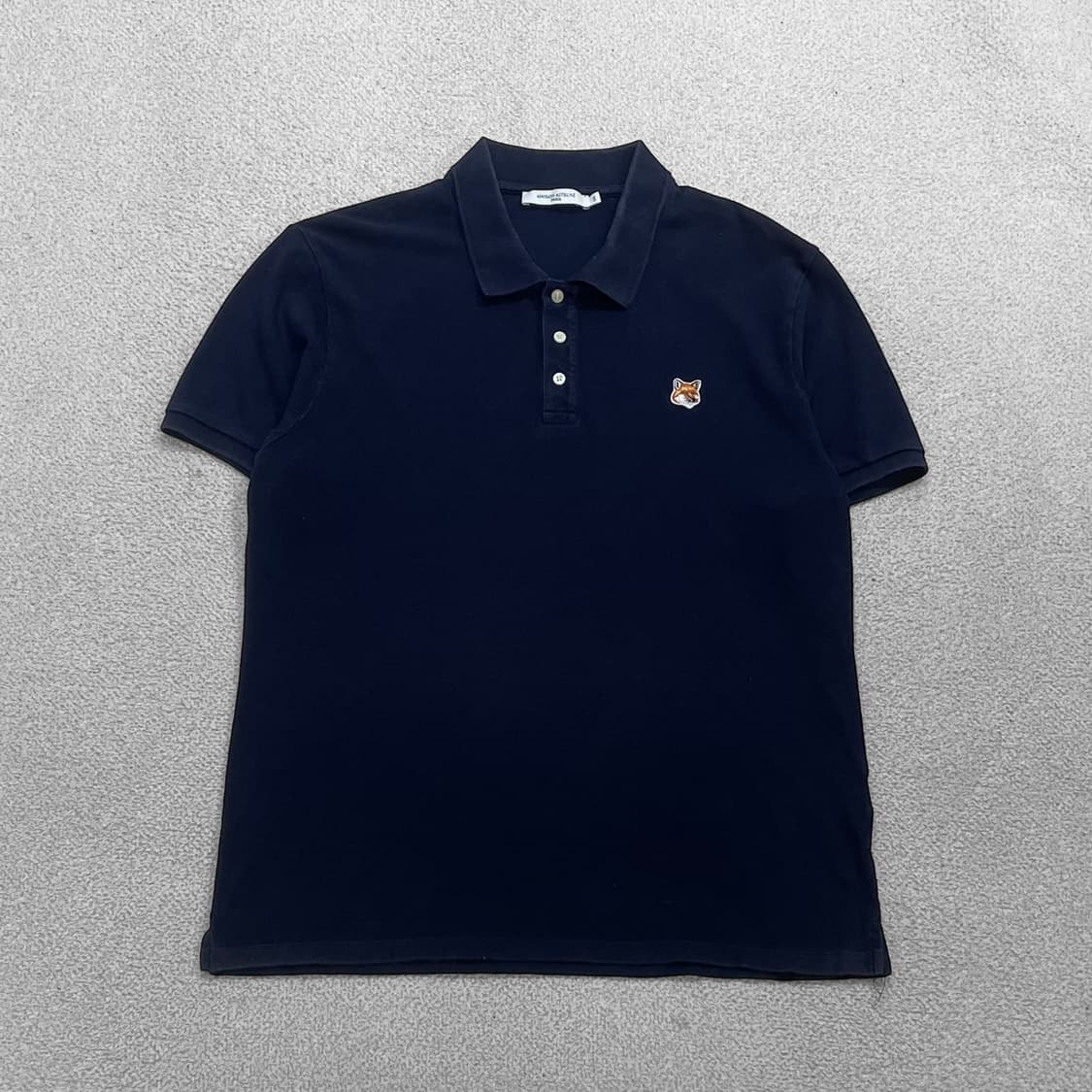 메종키츠네 폭스 헤드 카라티 네이비 상품이미지1