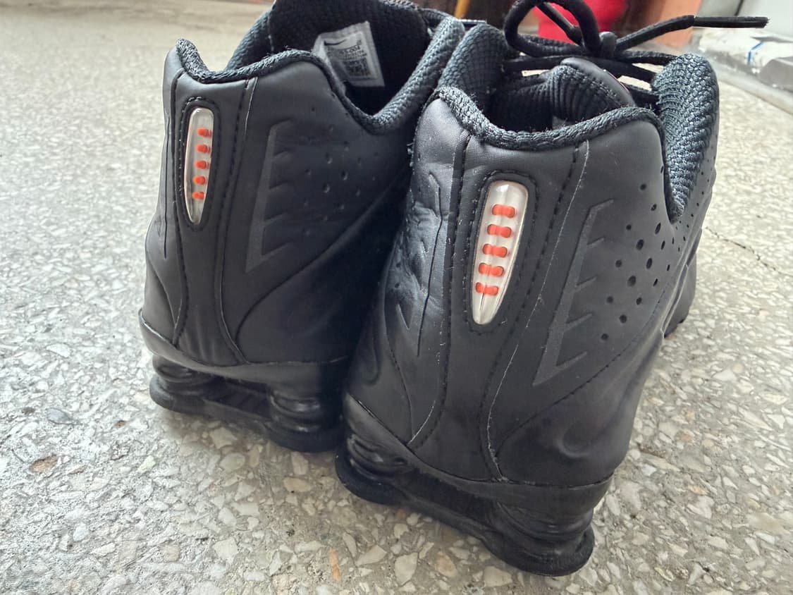 나이키 샥스 r4 255 상품이미지4