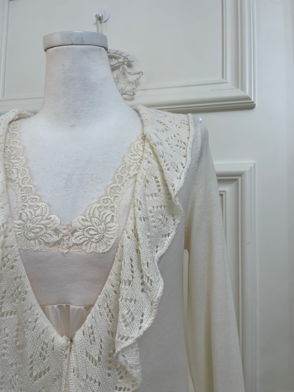 ivory crochet ruffle long cardigan&sheer 상품이미지7