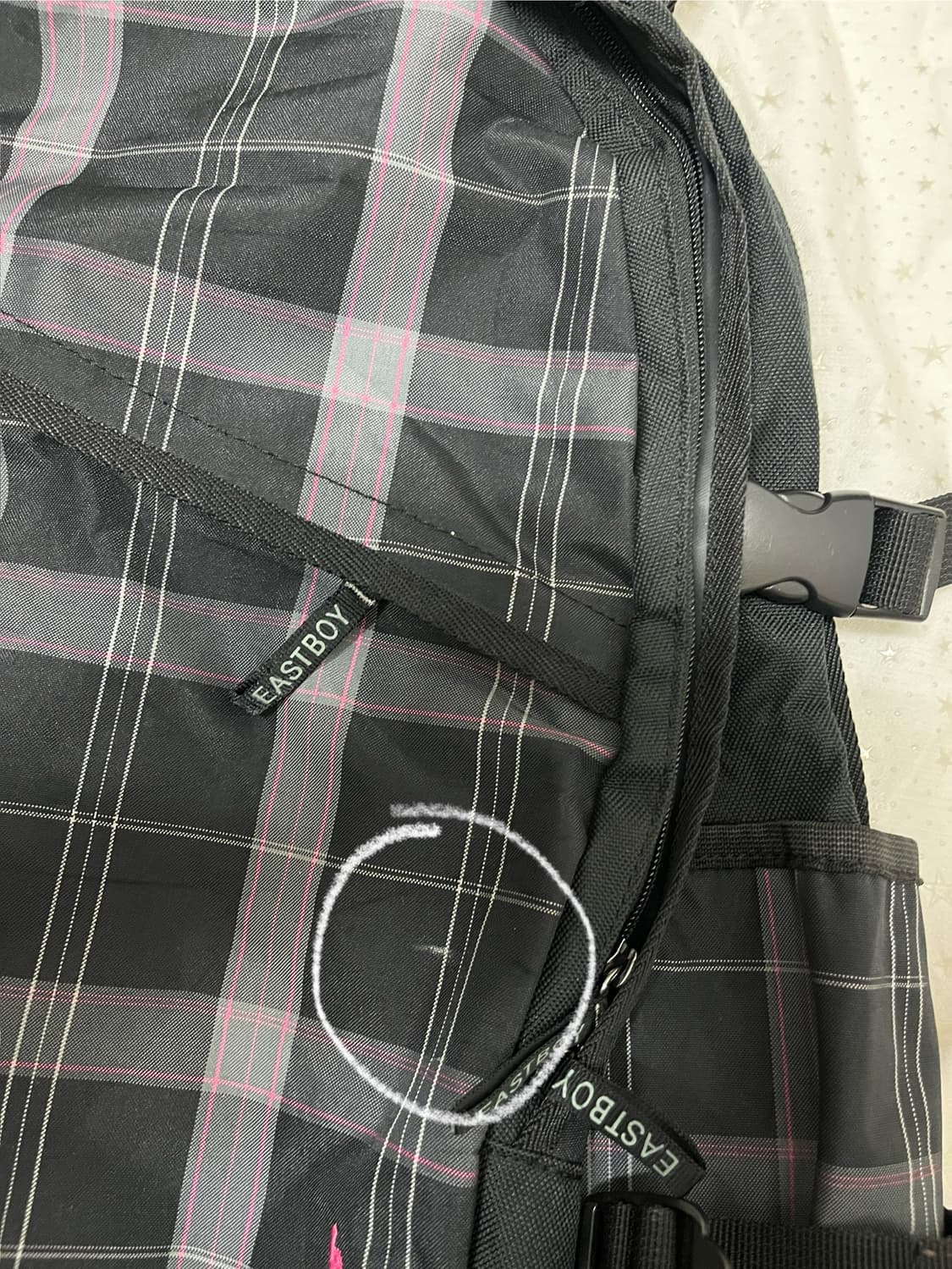 블랙핑크 체크패턴 백팩 + 핑크 피클더 프로그 키링 🐸 상품이미지3