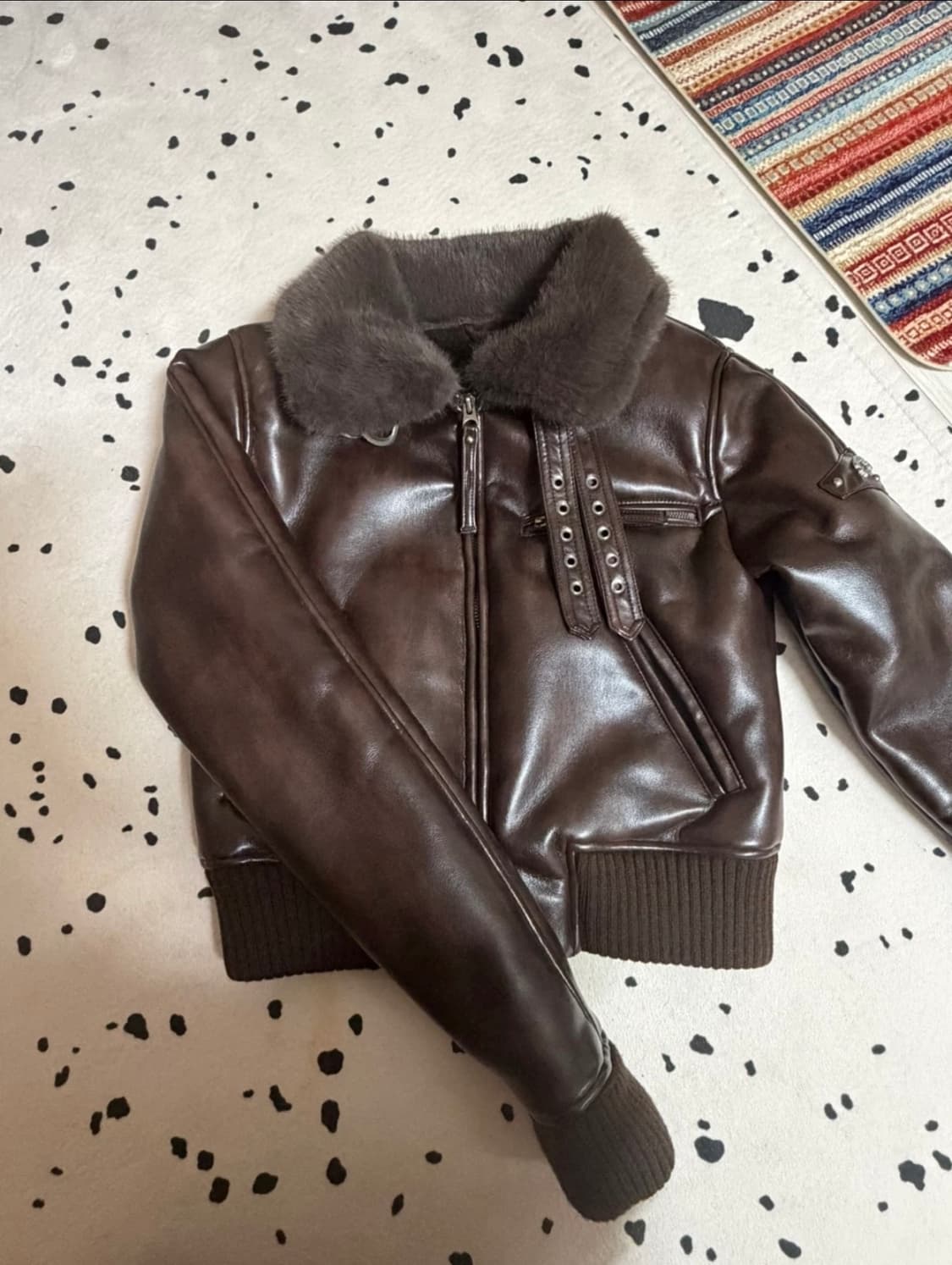 베드블러드 무스탕 브라운 상품이미지1