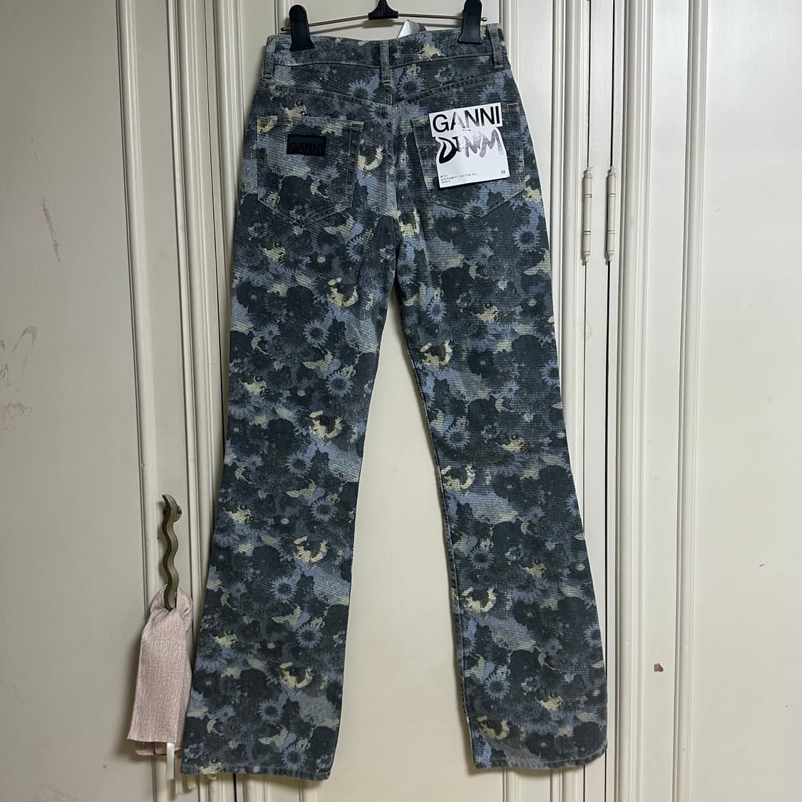 택있음) GANNI 가니 플로랄 패턴 데님 팬츠 상품이미지5