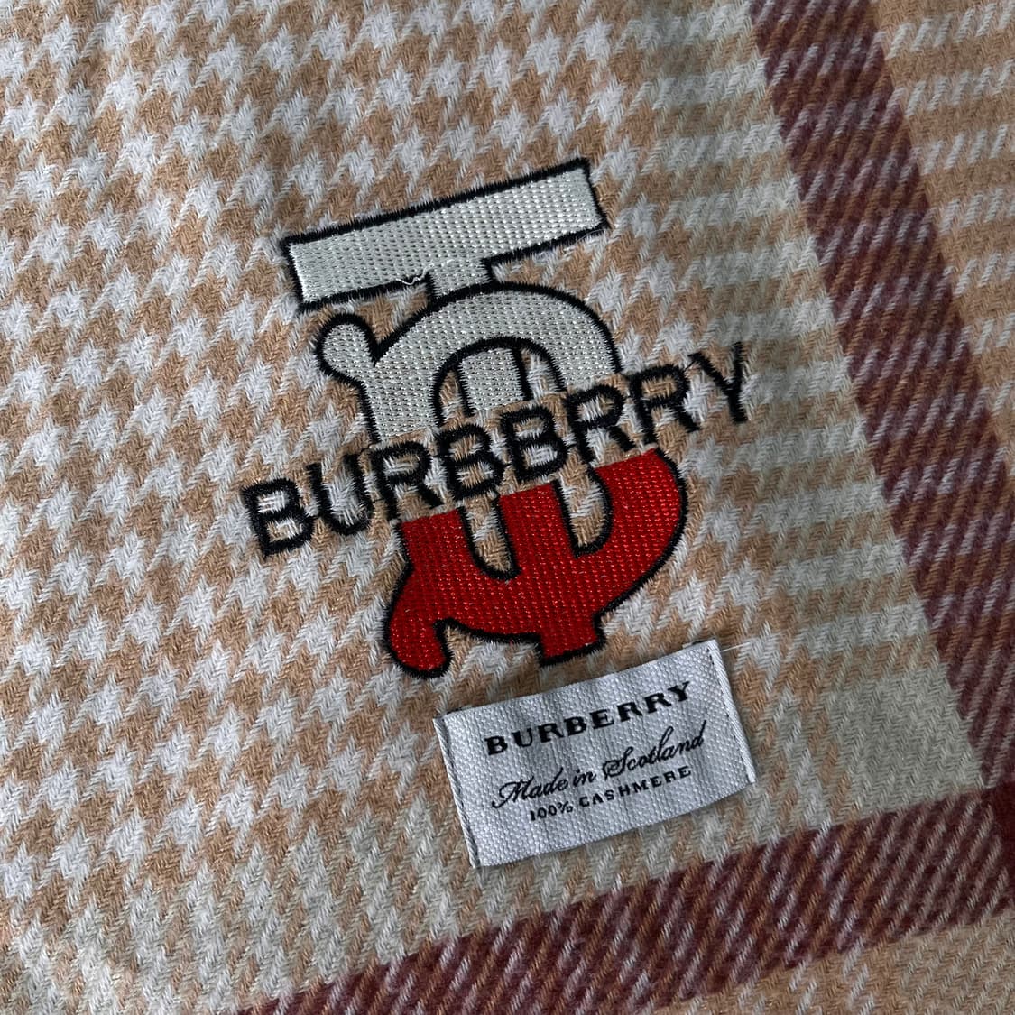 버버리 자수로고 캐시미어 머플러  상품이미지3