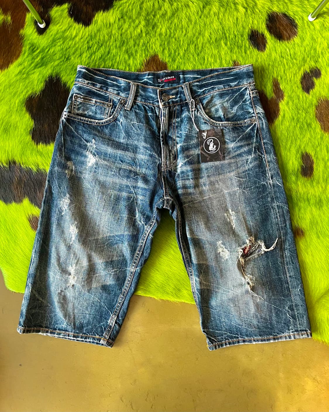 Sorridere Indian Skull Embroidery Shorts 상품이미지2