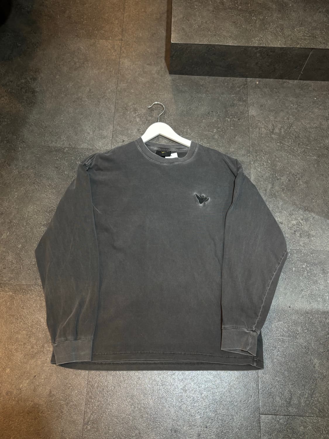 와릿이즌 피그먼트 긴팔 티셔트 XL 상품이미지2