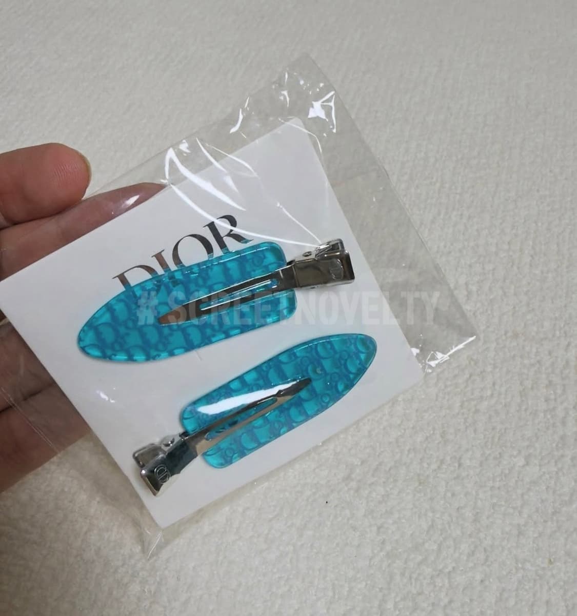 디올뷰티 헤어클립 블루 세트 (2ps) 상품이미지8