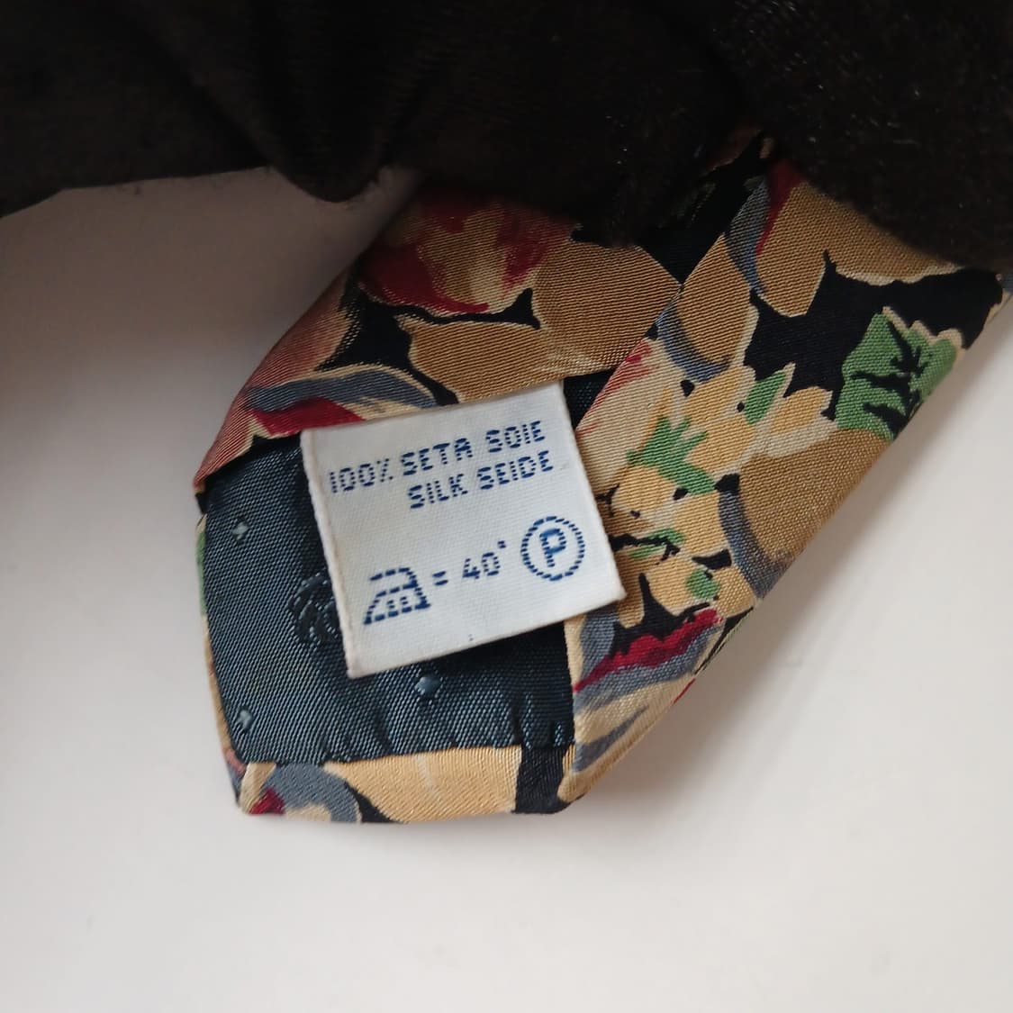 지방시 실크 브라운 플로럴 패턴 넥타이 9.6cm A등급 A19618
 상품이미지9