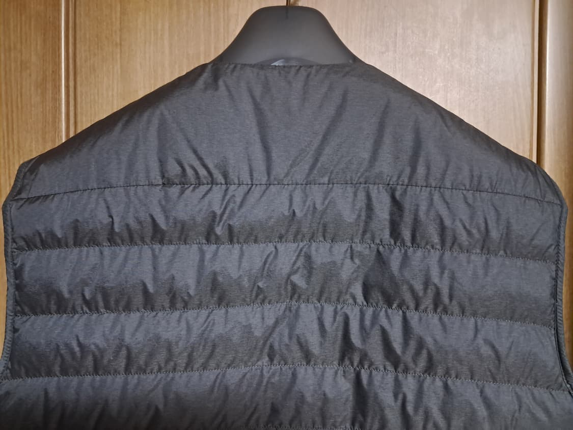 유니클로 경량 패딩조끼 XL 상품이미지5