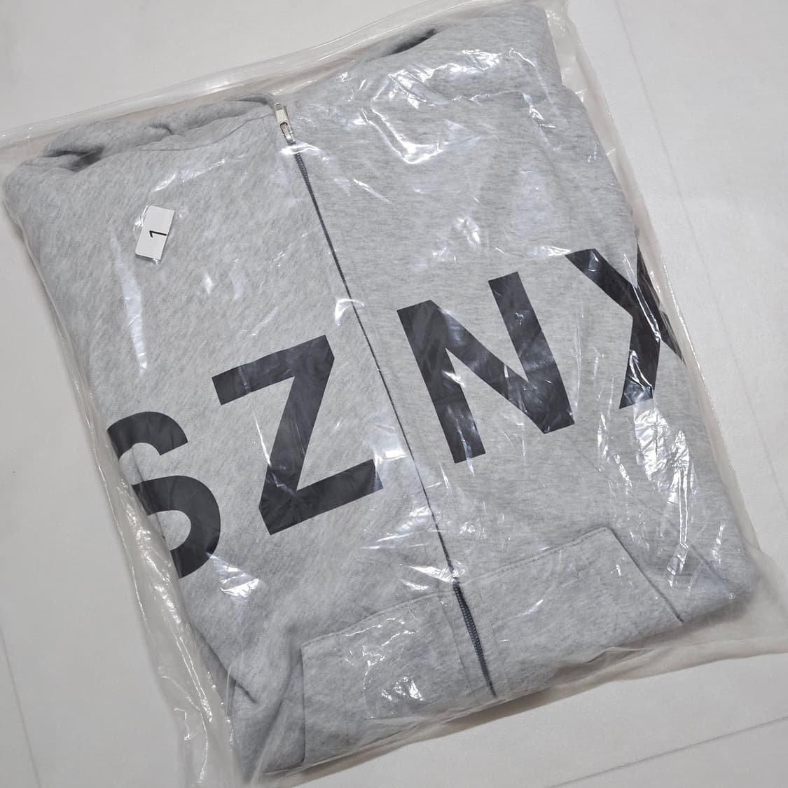 이지 SZNX HD-10 그레이 후드집업 1사이즈 상품이미지3