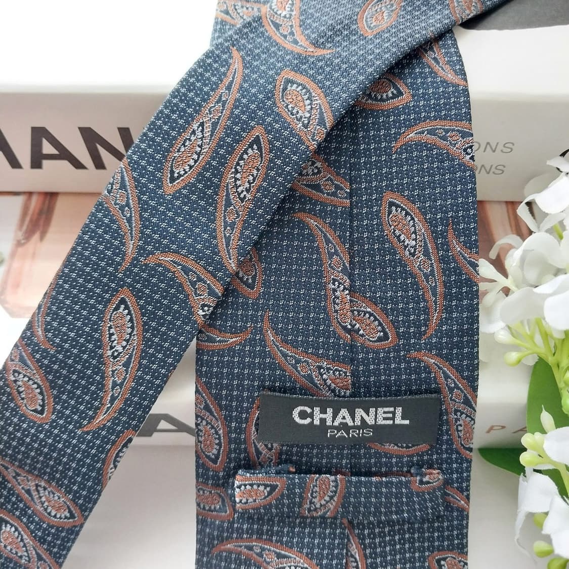 샤넬 넥타이 다크네이비 페이즐리 패턴 A+등급 K2230
 상품이미지6