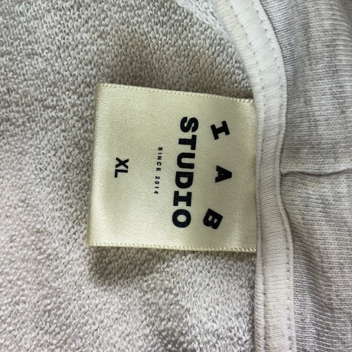 IAB STUDIO 아이앱 스튜디오 멜런지 그레이 후드티 상품이미지6