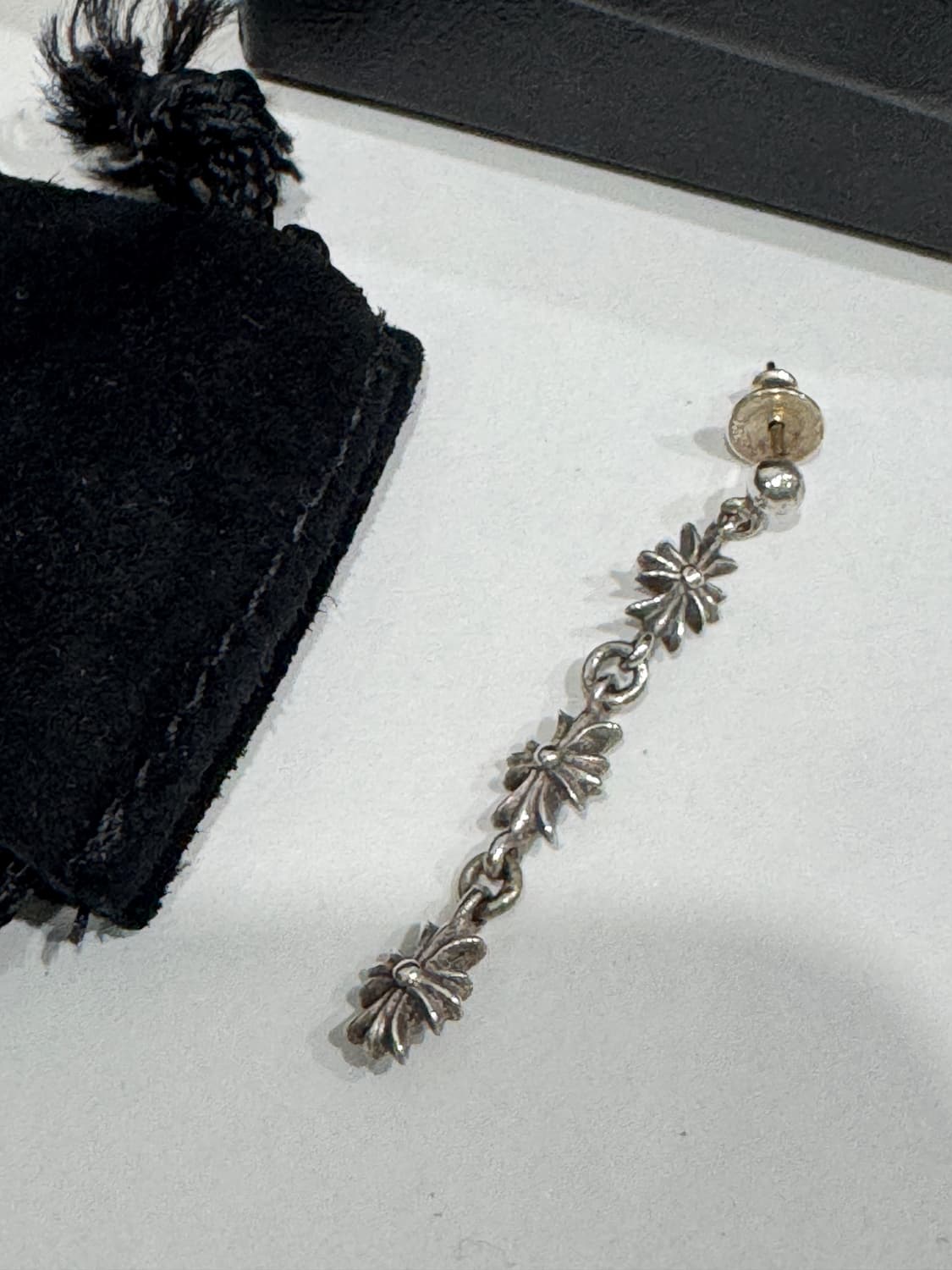 크롬하츠 드롭 귀걸이 정품 상품이미지2