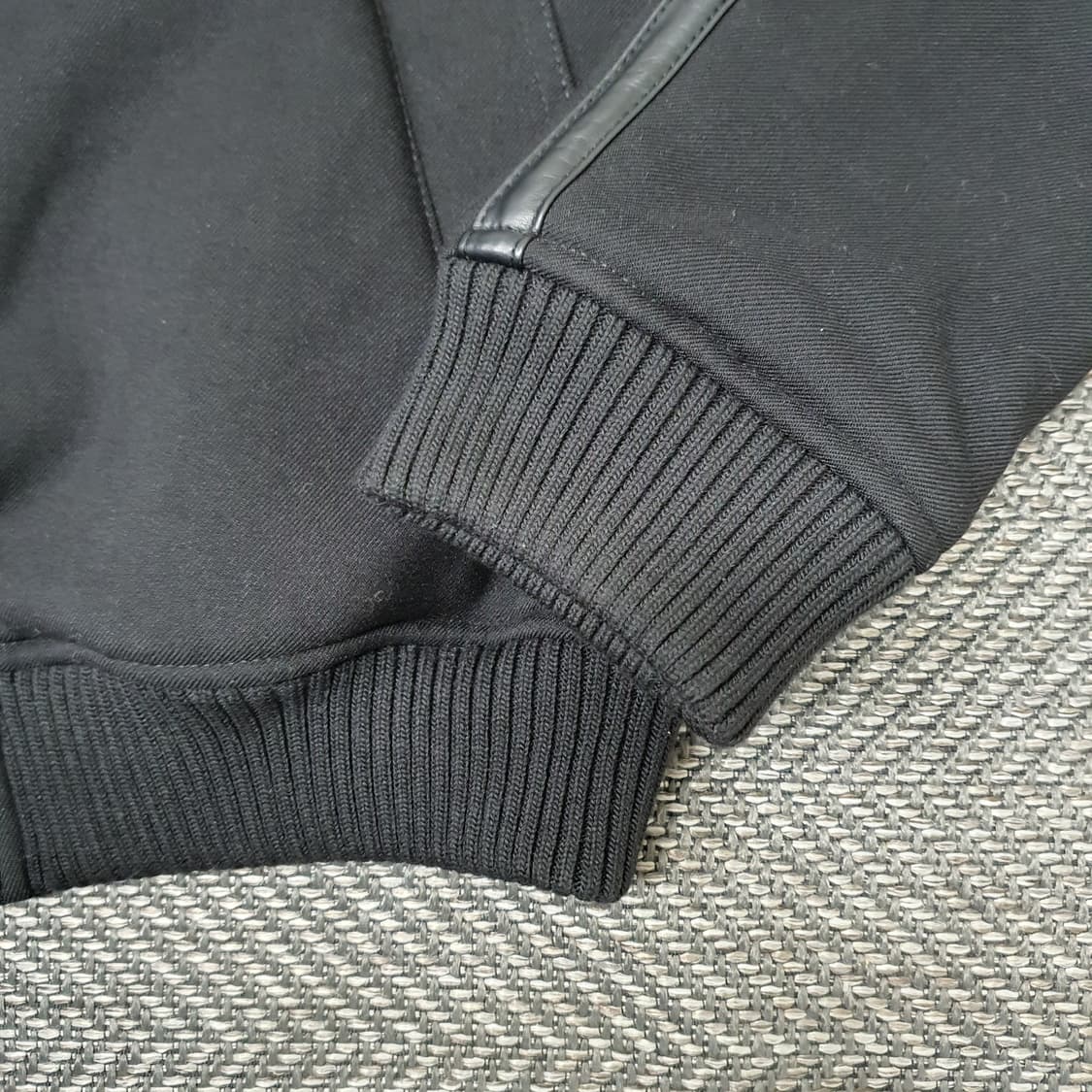 자라 퍼카라 집업점퍼 남자105 상품이미지4