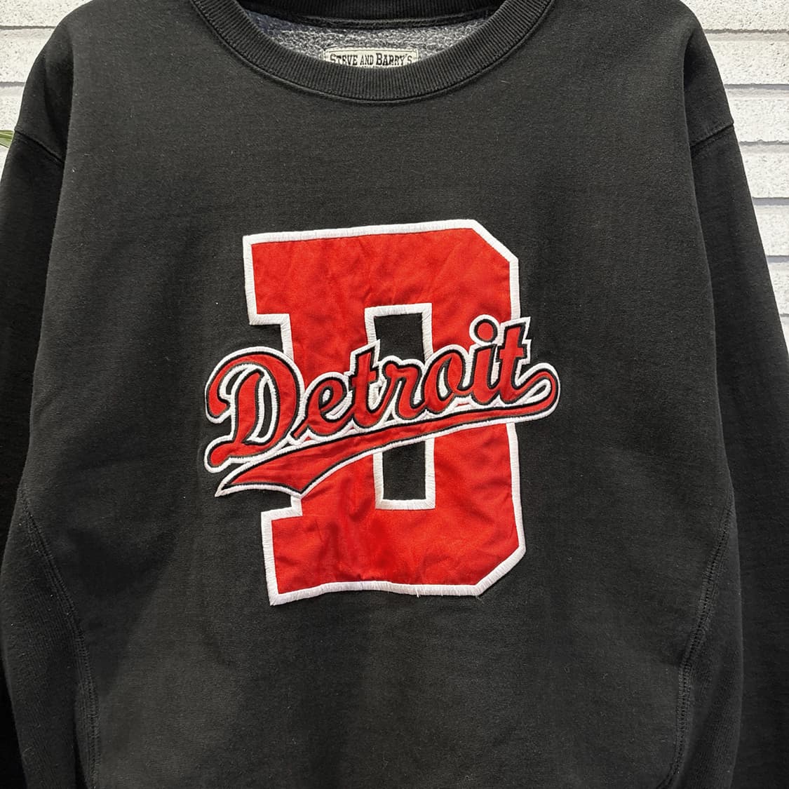 스티브앤베리스 NHL 헤비스웻셔츠 레드윙스 패치 디테일 블랙 상품이미지6