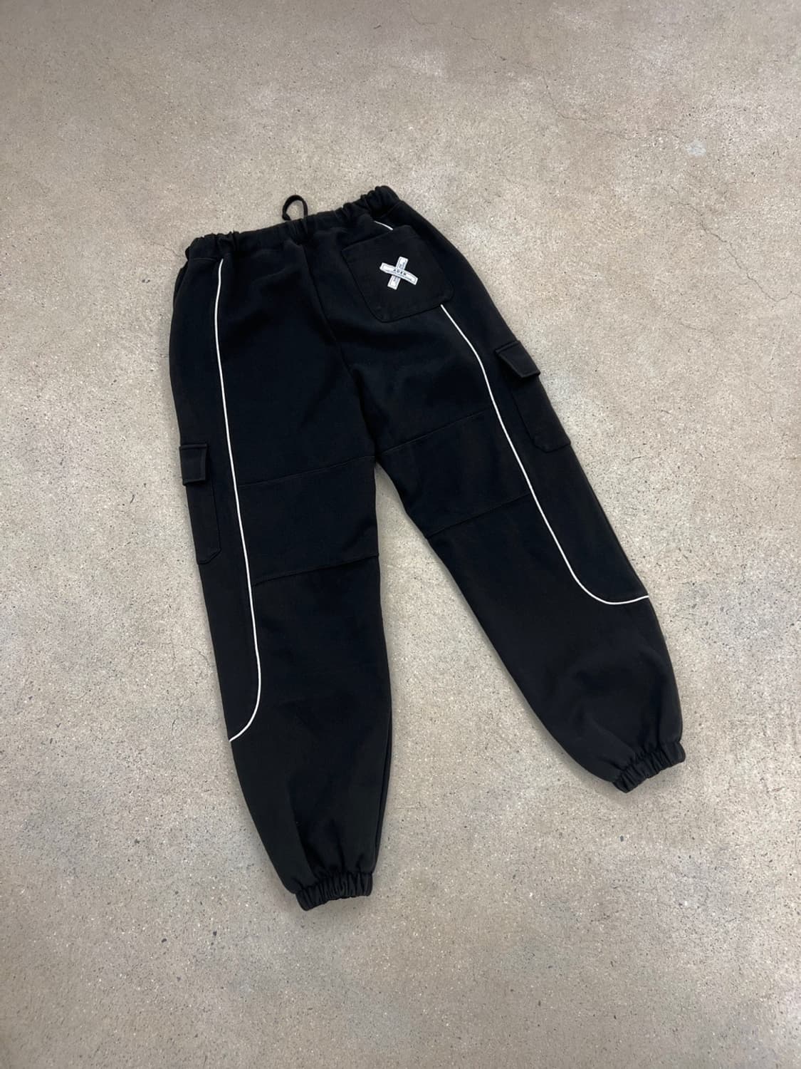 아더에러 X 메종키츠네 레이아웃 트랙 팬츠 상품이미지5