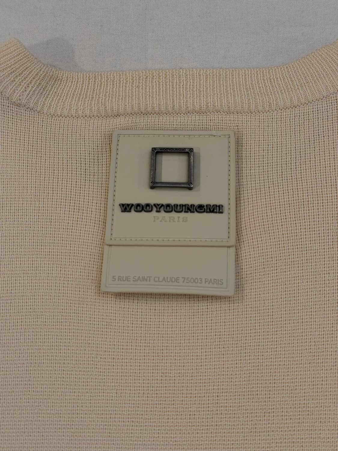 22시즌) 우영미 레더 패치 텍션지 울 니트 아이보리 상품이미지2