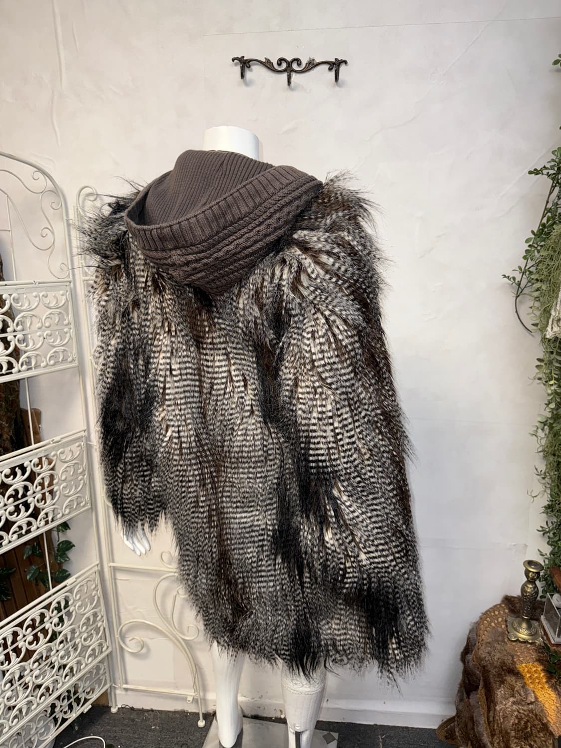 Mixed brown grunge fake fur coat 상품이미지5