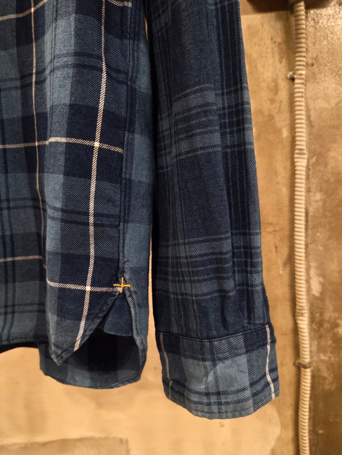 빔스 플러스 버튼다운셔츠  상품이미지7