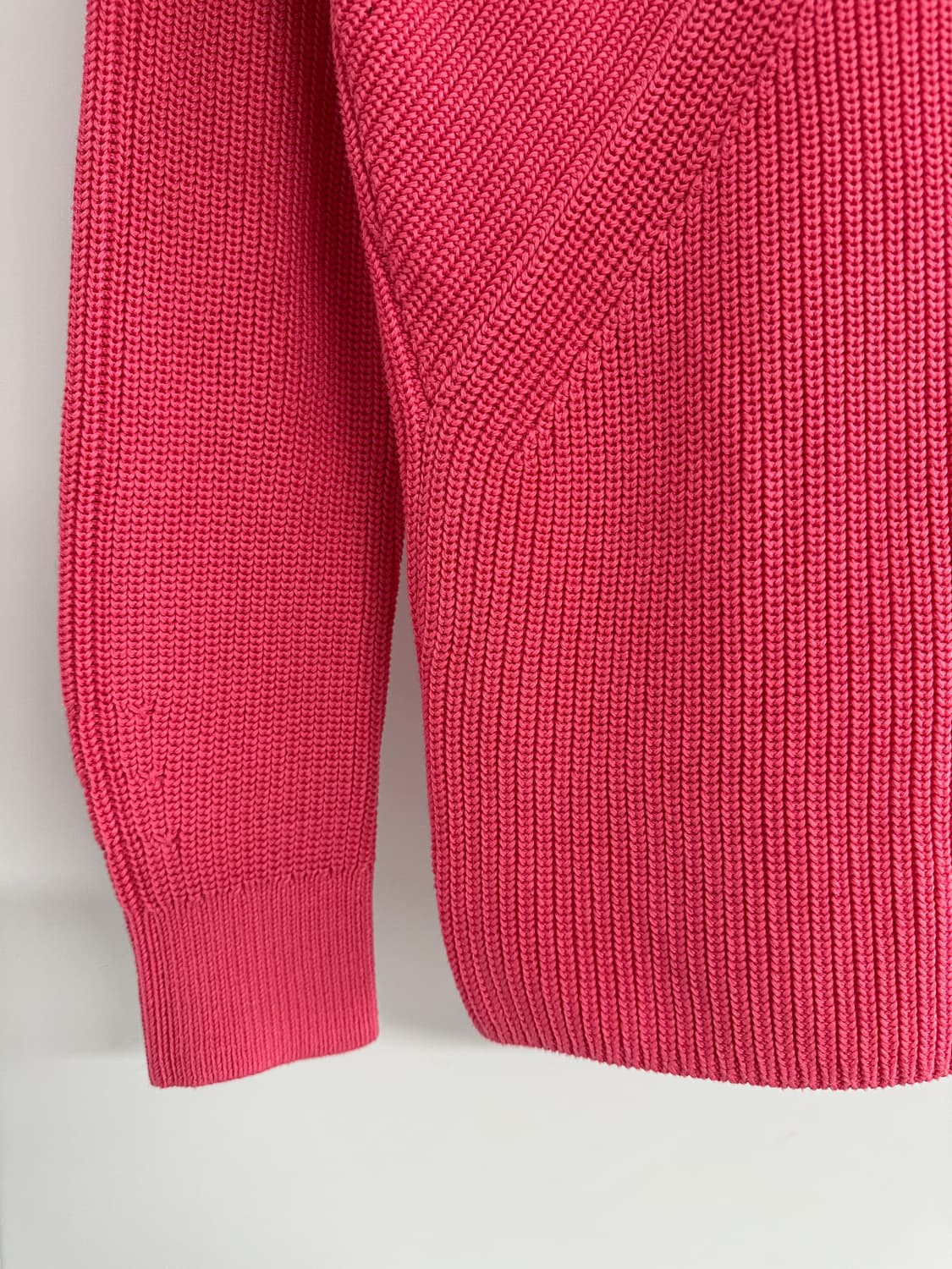 [COS 코스] 여성 크로스 니트 스웨터 상품이미지3