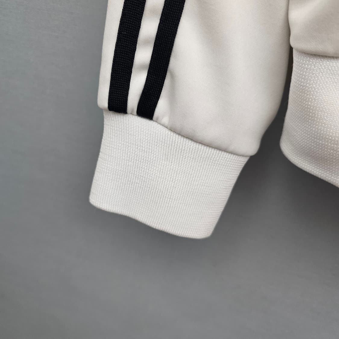 널디 NY 트랙탑 화이트 져지 상품이미지4