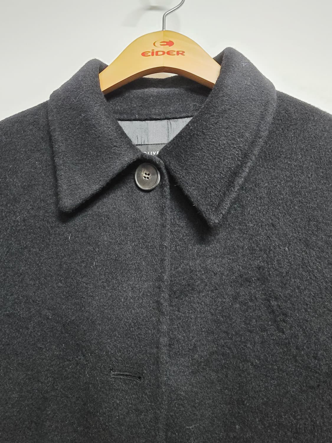 올리브대올리브 양모캐시미어 혼방 블랙 크롭 자켓 상품이미지2