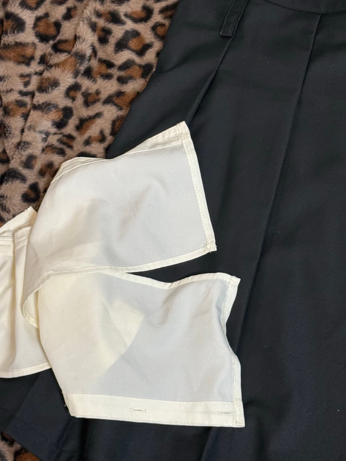 플레이스 스튜디오 미디 스커트 상품이미지3