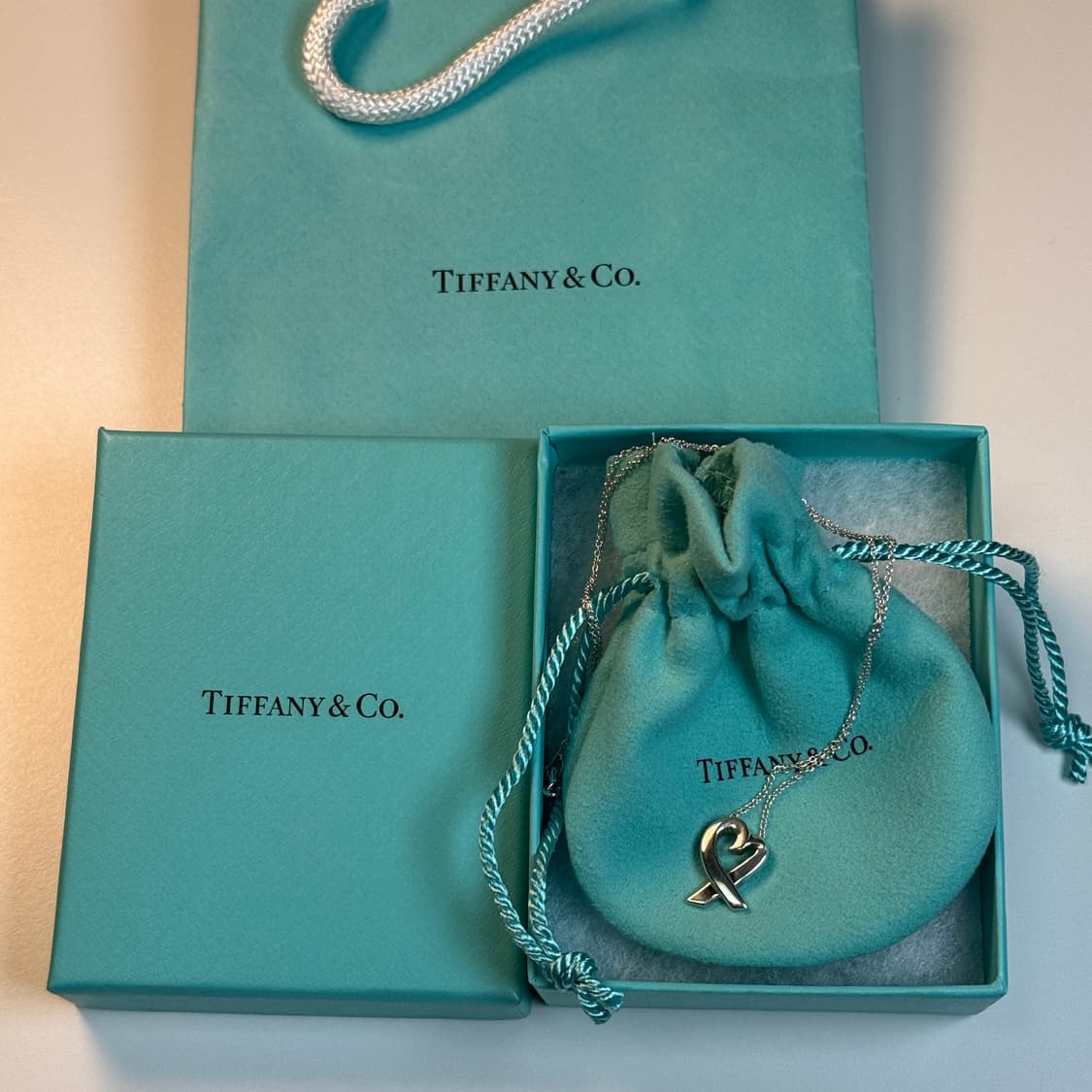 티파니앤코 팔로마 피카소 러빙 하트 실버 목걸이 상품이미지3