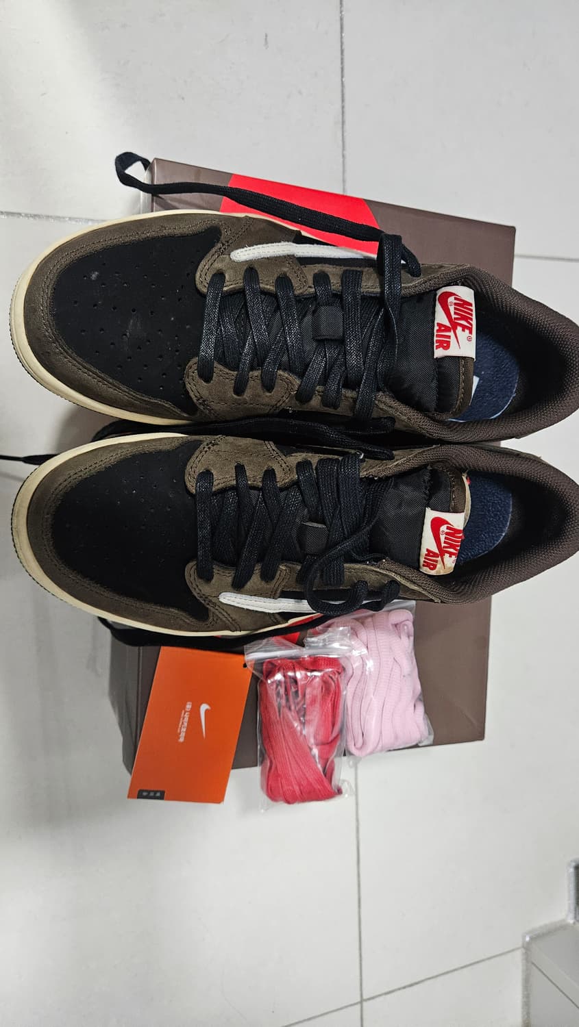 나이키 조던 트래비스 스캇 모카 og 로우 상품이미지1