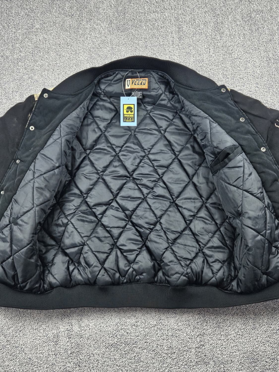 VEEZD 베가본드 일러스트 바시티 자켓 ( XL ) / 9942 상품이미지7