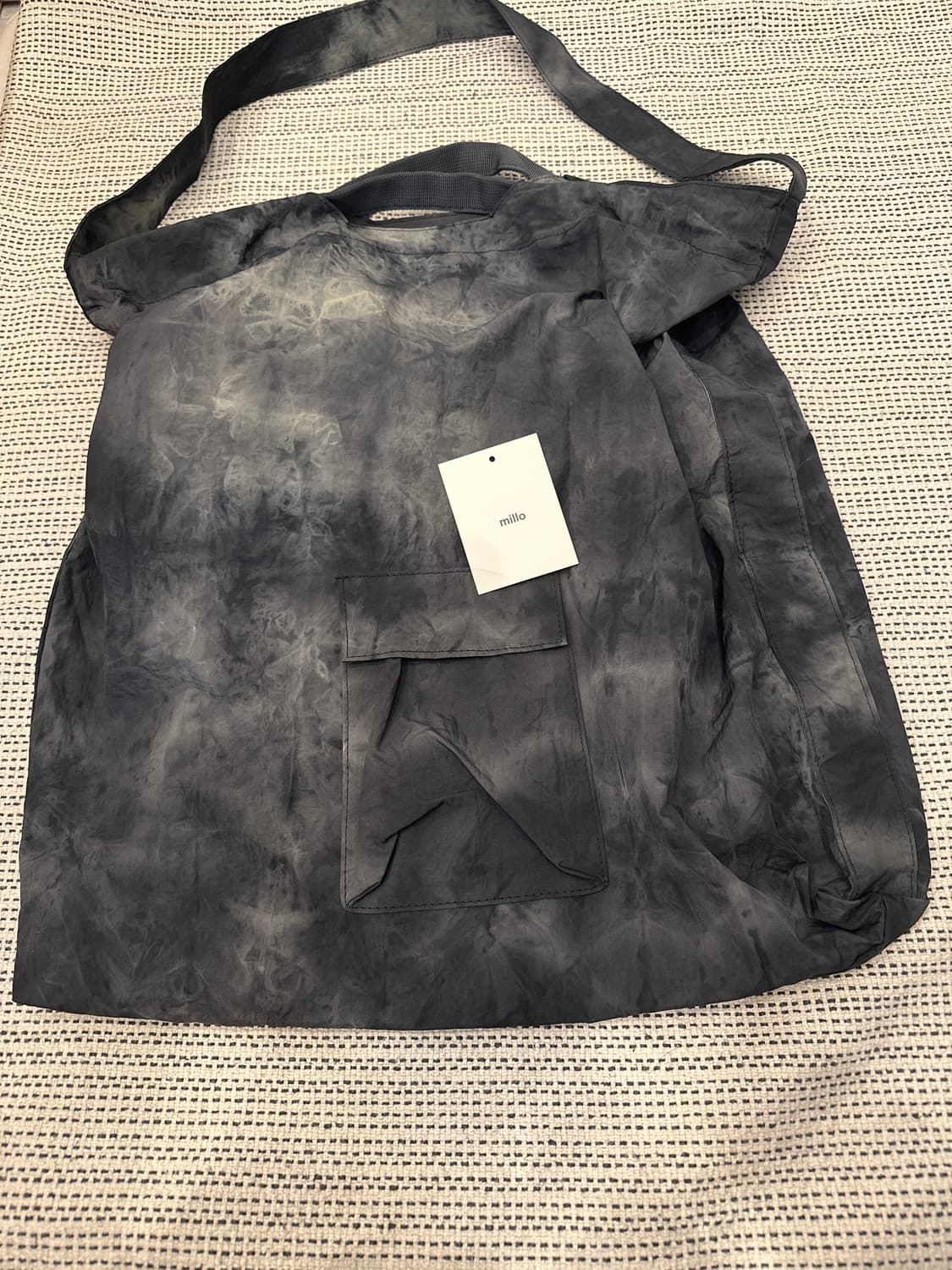 밀로 다잉 나이론 숄더백 상품이미지1