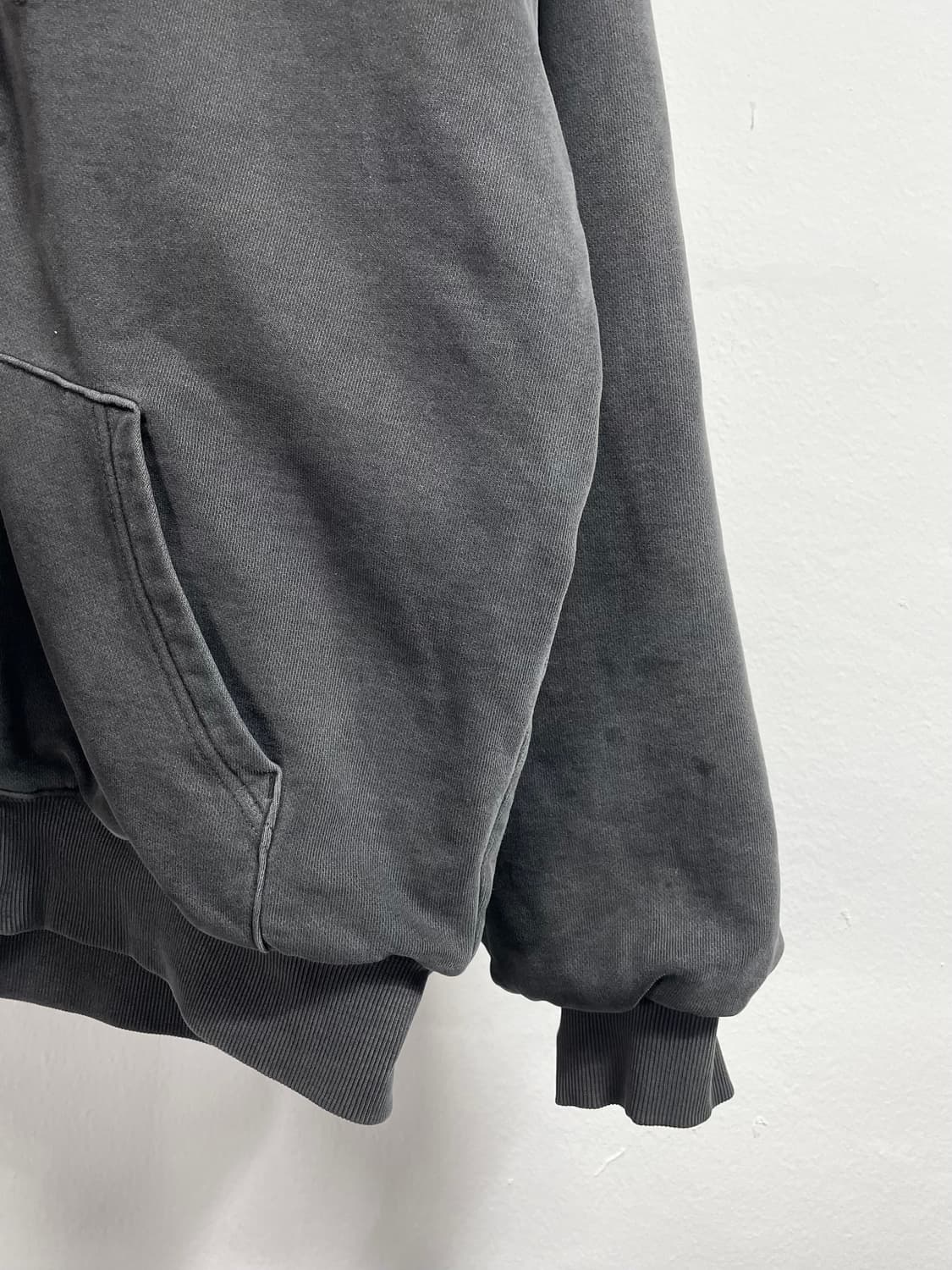 칼하트 WIP 비스타 가먼트다잉 후드집업 (on.600) 상품이미지4