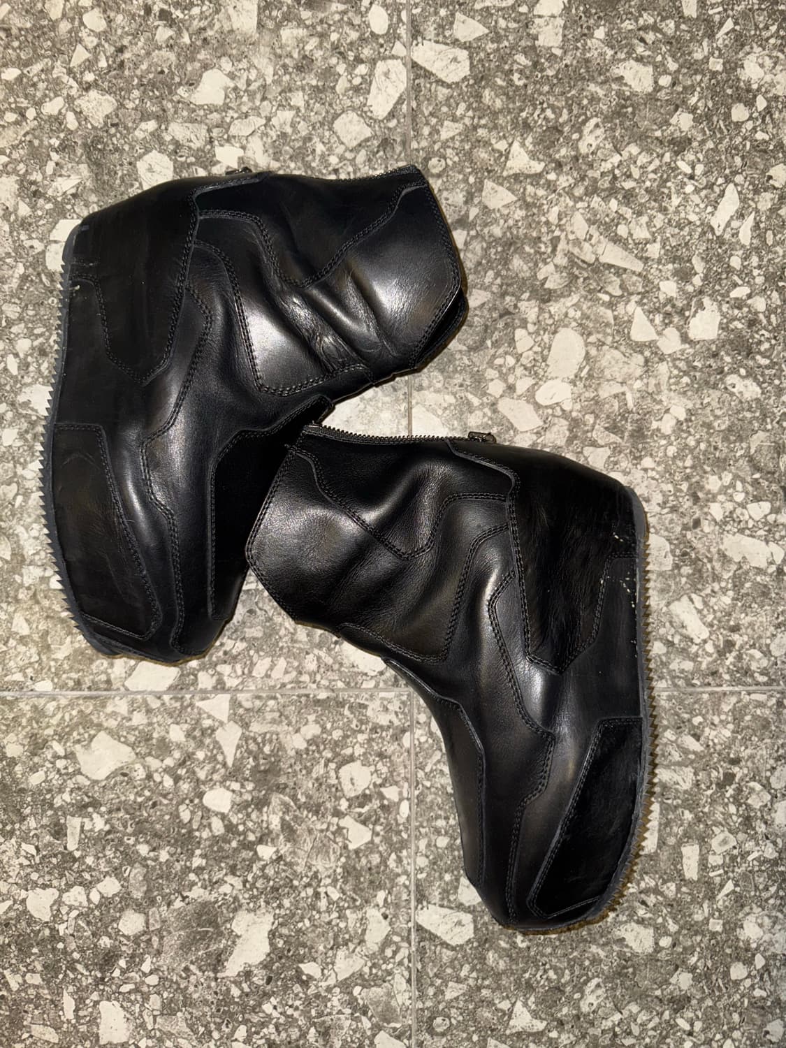 Julius율리우스 레더부츠 Ergonomics In-heel boots 상품이미지4