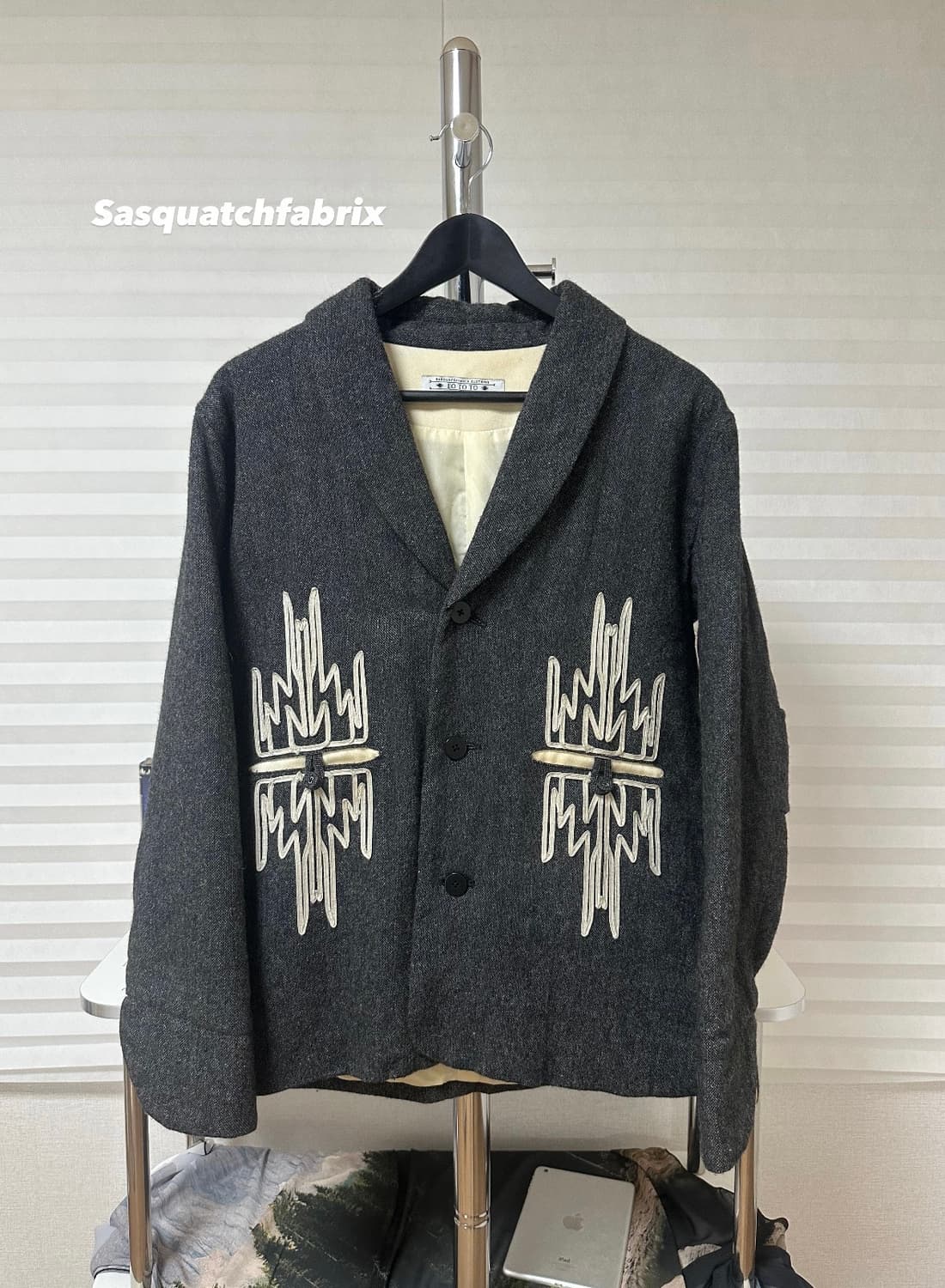 사스콰치패브릭스 3버튼 에스닉 울자켓 상품이미지1