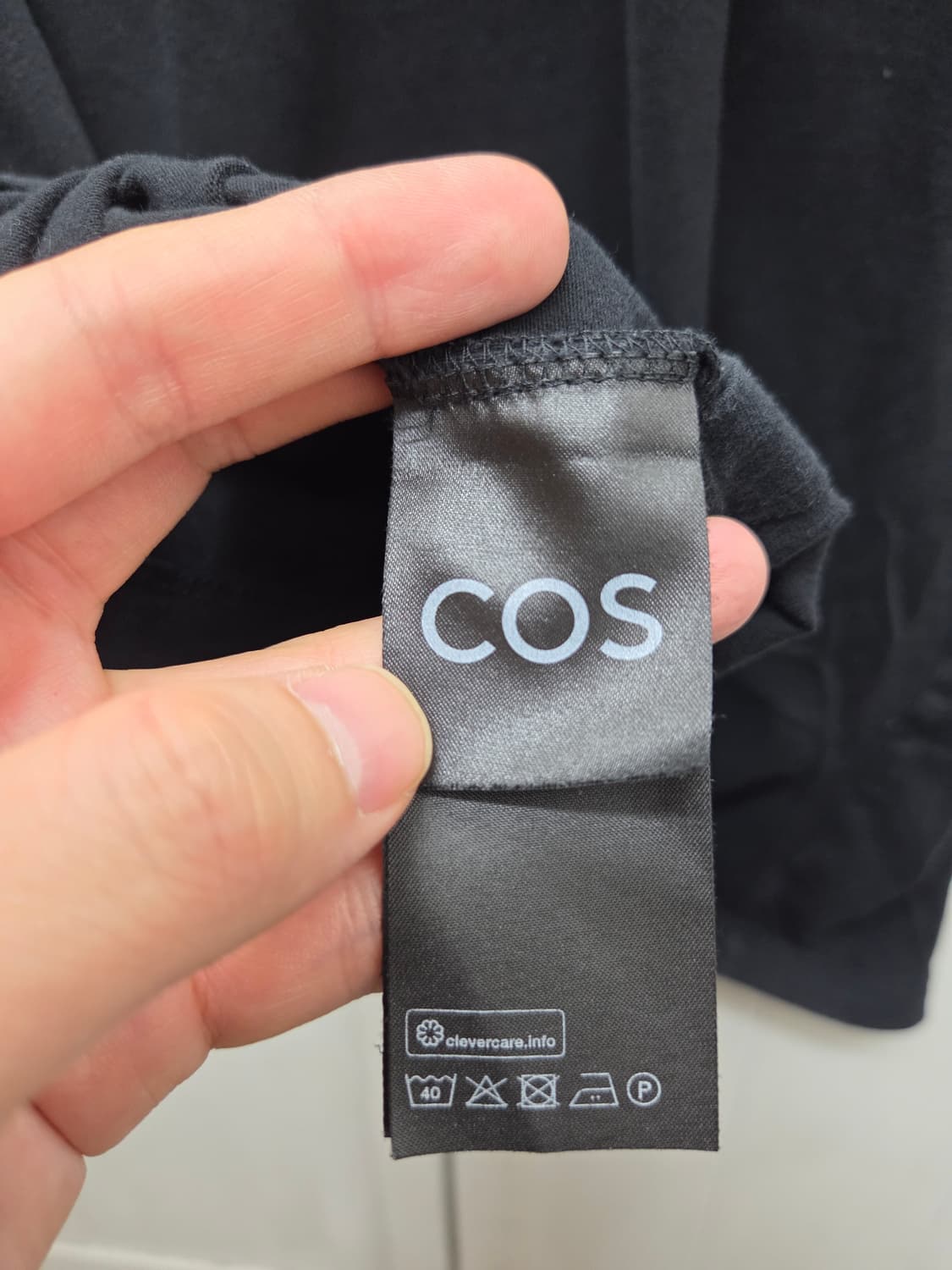 코스 레귤러핏 티셔츠 상품이미지4