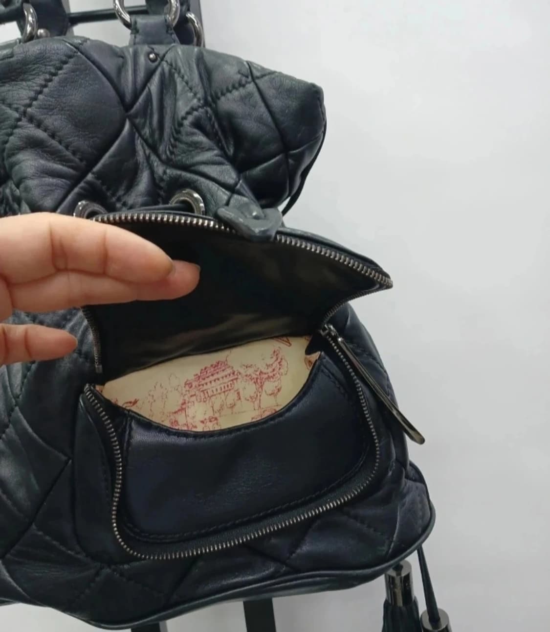 LANCEL. 퀼팅 복조리 가방 상품이미지5