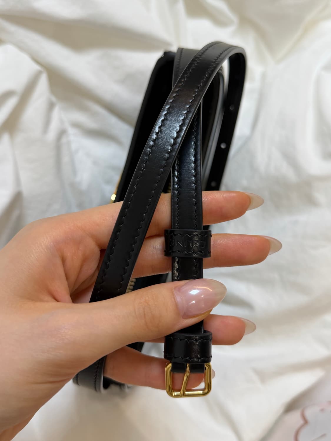 (새상품급)셀린느 미디엄 틸리백 블랙 금장 상품이미지4