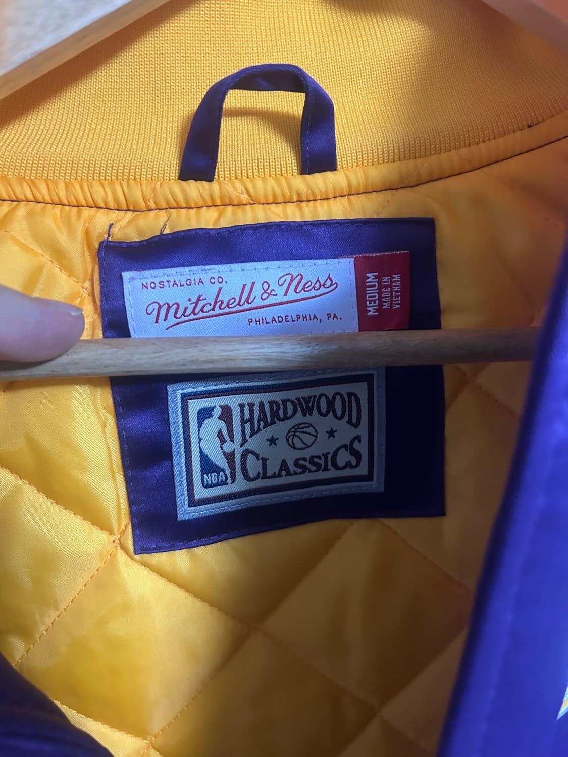 LA 레이커스 봄버 자켓 상품이미지3