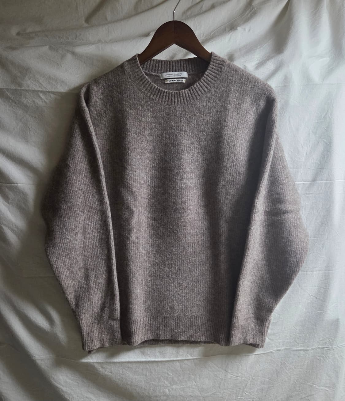 저널스탠다드 야크 울 블렌드 라운드넥 니트 100~105 상품이미지1