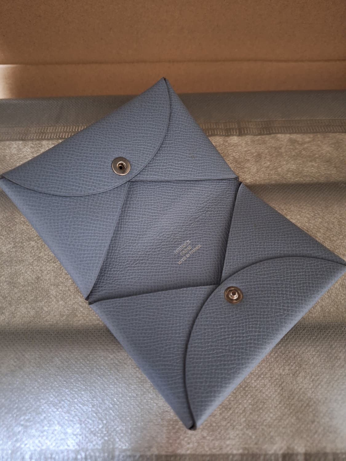 정품 에르메스 칼비 카드지갑 판매합니다 상품이미지4