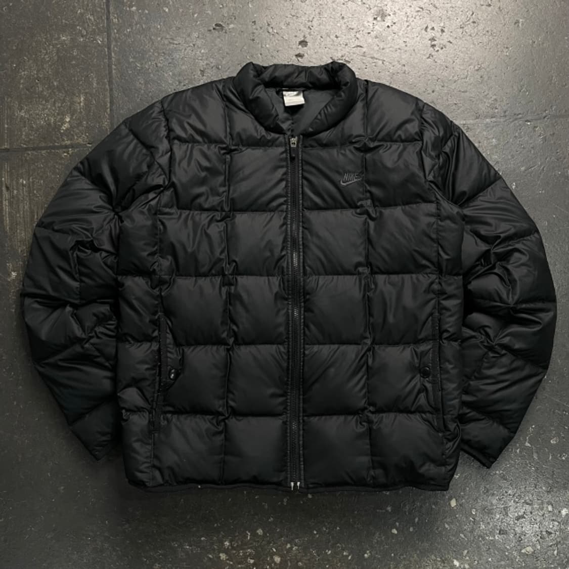 100 나이키 경량패딩 상품이미지1