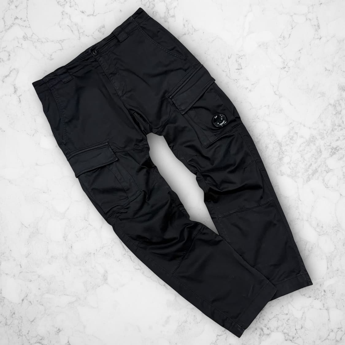 [46] 23s 씨피컴퍼니 수입택 렌즈 와펜 블랙 카고 팬츠 C511 상품이미지1