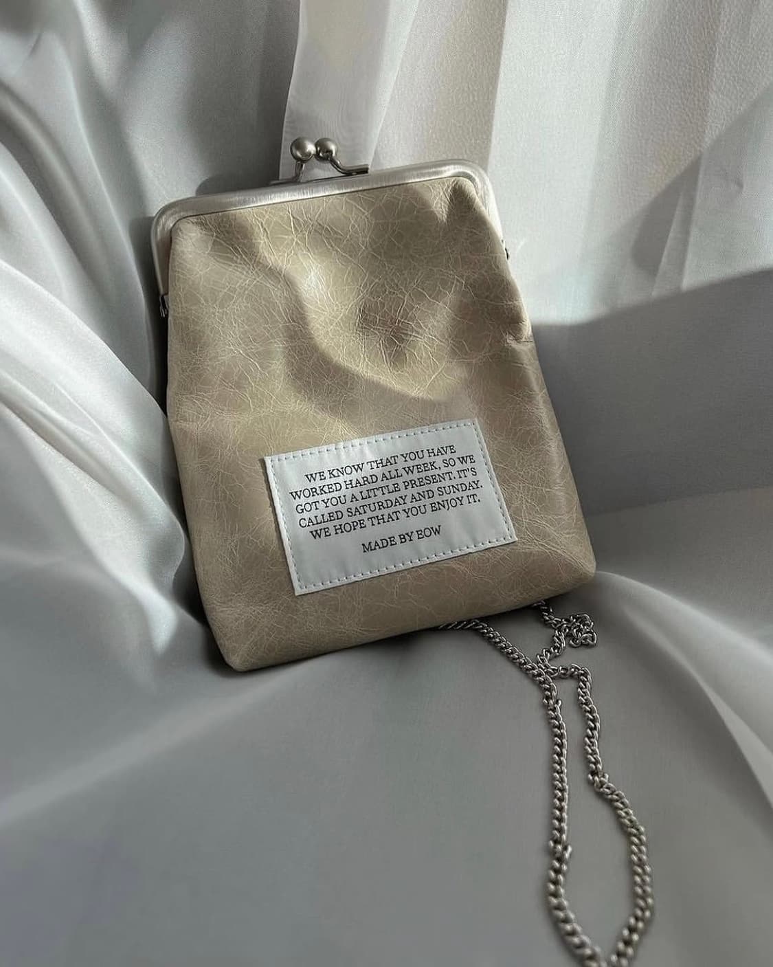 EOW friday bag beige 상품이미지1