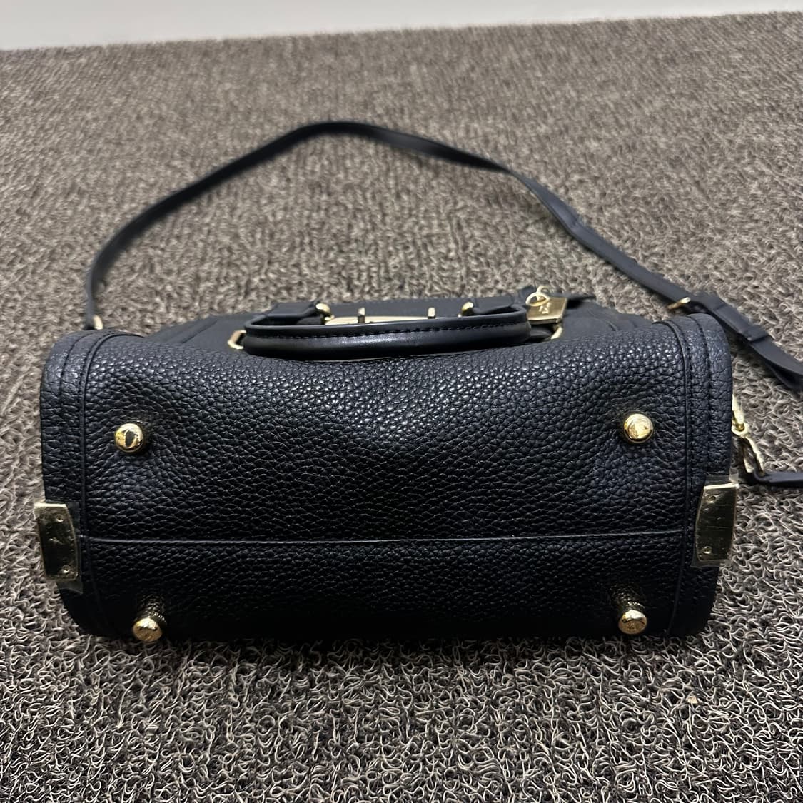 COACH 코치 거의새것 스웨거 여성 크로스백 토트백 가방 블랙 상품이미지8