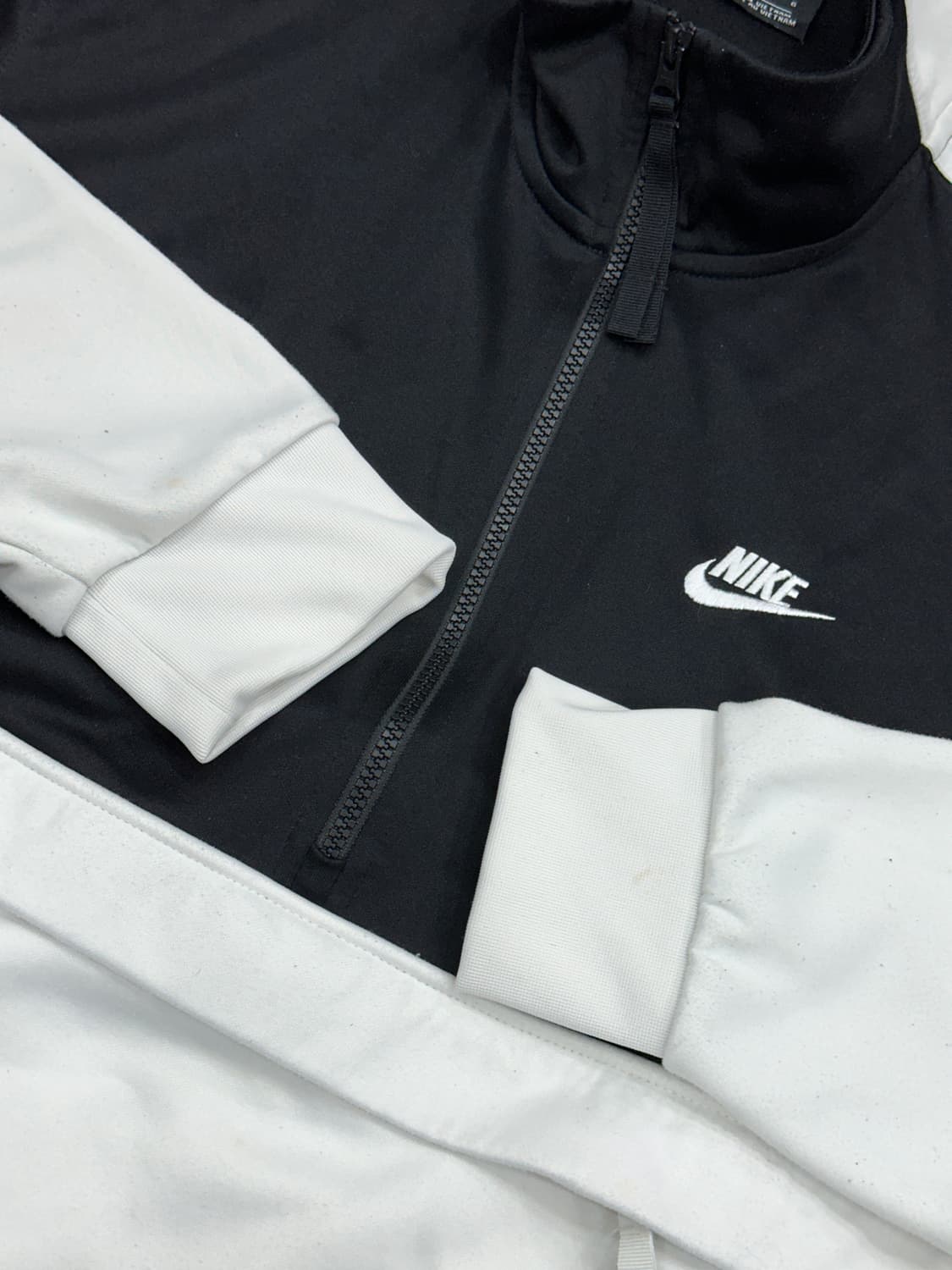 나이키 반집업 저지L 상품이미지4