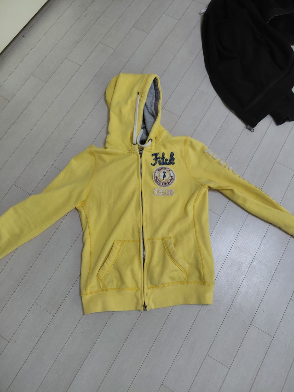 투웨이 지퍼 아베크롬비 슬림핏 후드집업 노랑 옐로우 착샷있음 상품이미지1