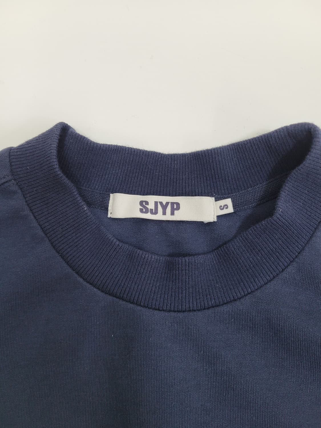 SJYP 22SS 한섬 SJYP 퍼프 슬리브 스웻셔츠 / 여 S 네이비
 상품이미지6