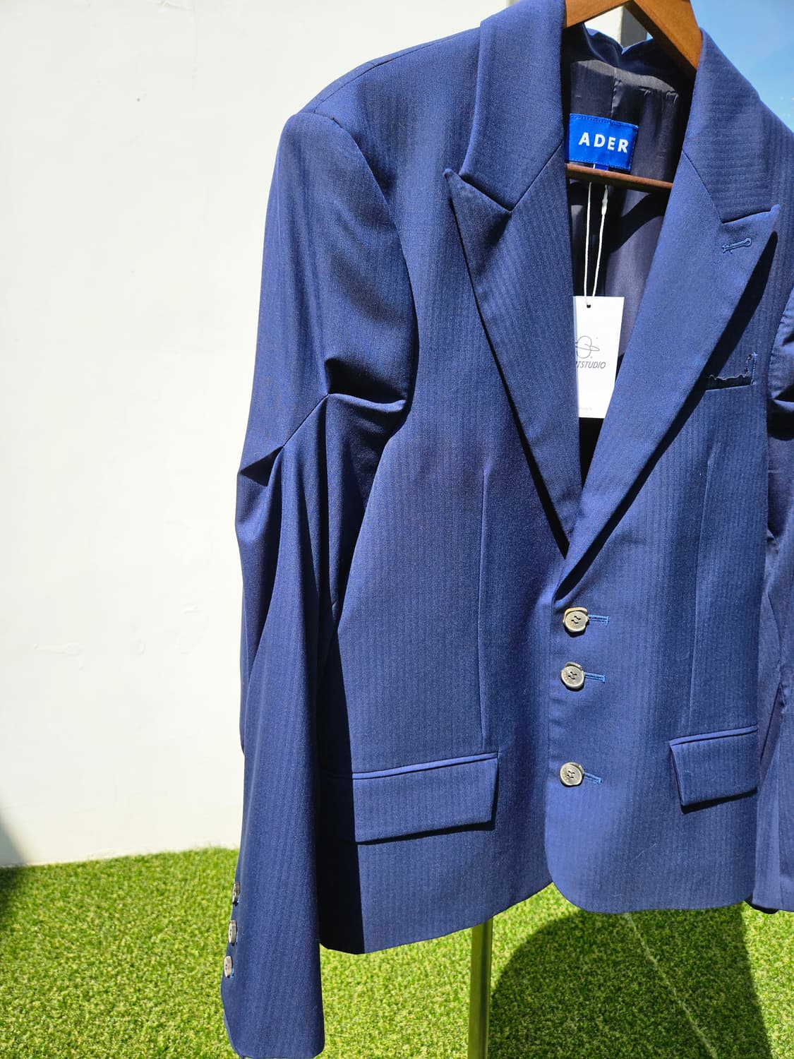 아더에러 20FW 블루썸 드레이핑 울 자켓 상품이미지3