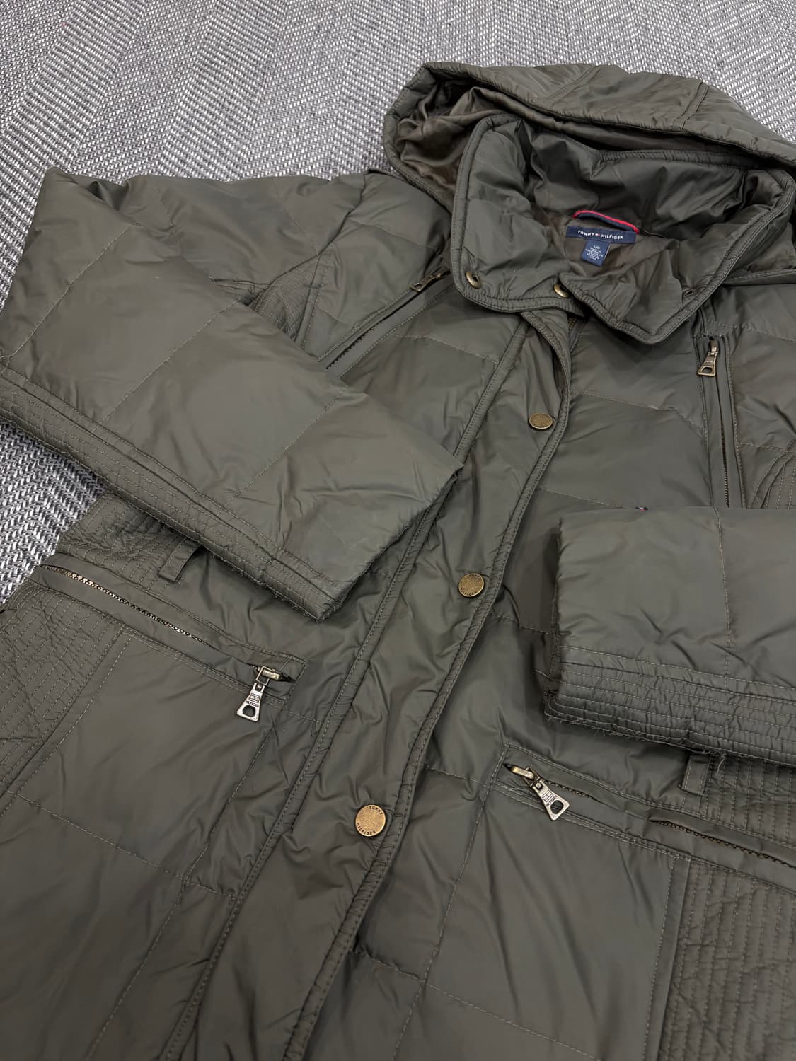 타미힐피거 롱패딩 카키 상품이미지4